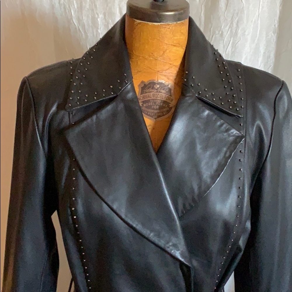 Vakko Sport Leather Coat - Picture 6 of 11